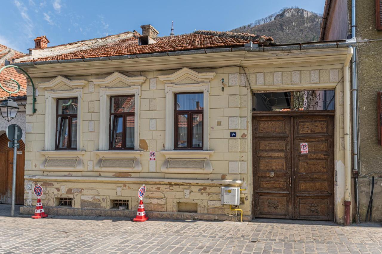 Albert Residence With Complimentary Parking Braşov Extérieur photo