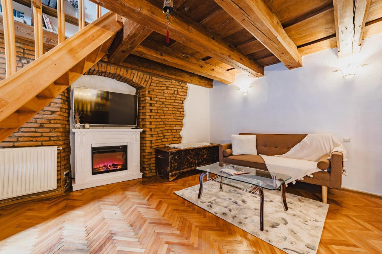 Albert Residence With Complimentary Parking Braşov Extérieur photo