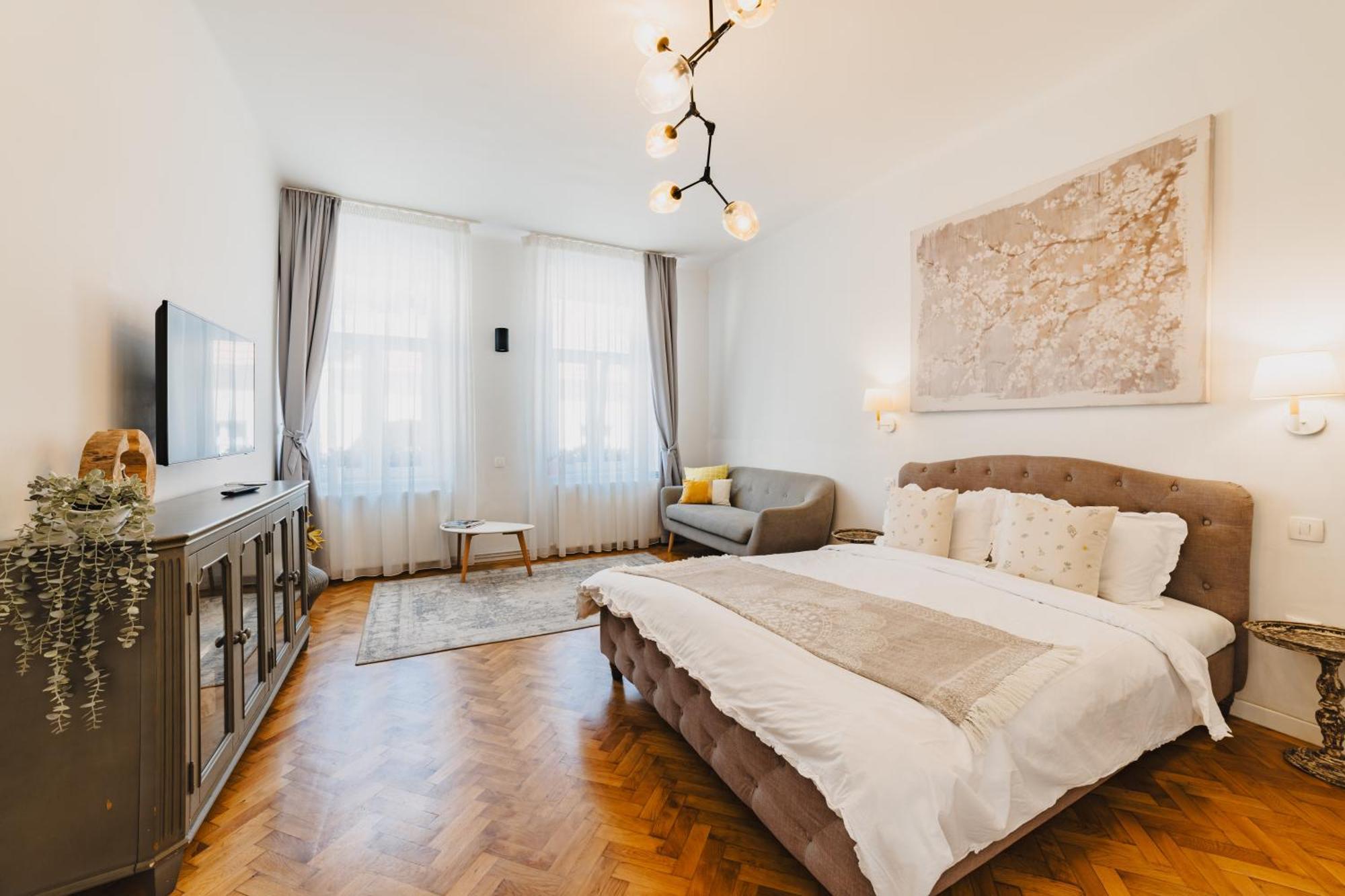 Albert Residence With Complimentary Parking Braşov Extérieur photo